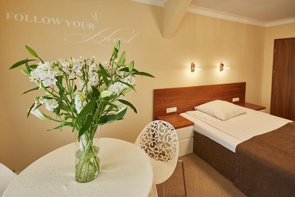 Hotel Melodia *** Buk  Dış mekan fotoğraf